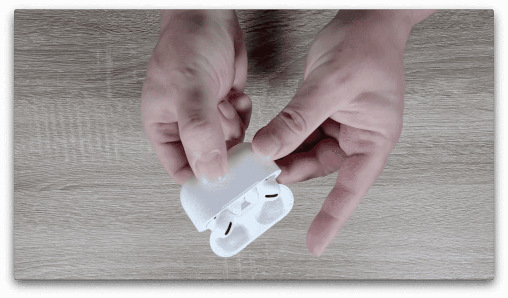 pair Apple AirPods